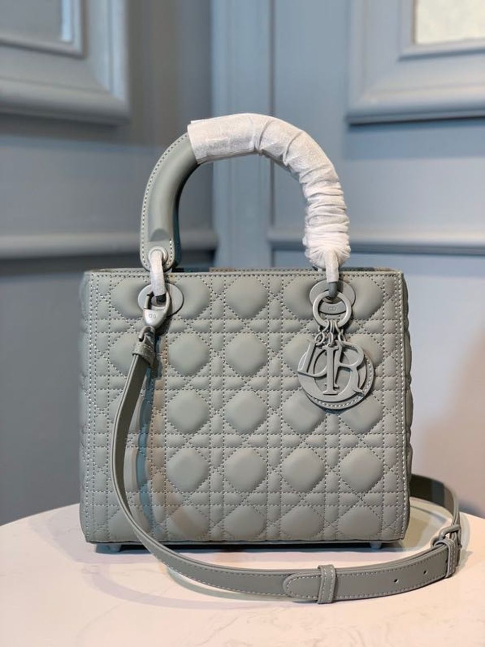 レディ バッグ 24cm マット金具 ラムスキン レザー 春夏コレクション ピューターブルー (代金引換)