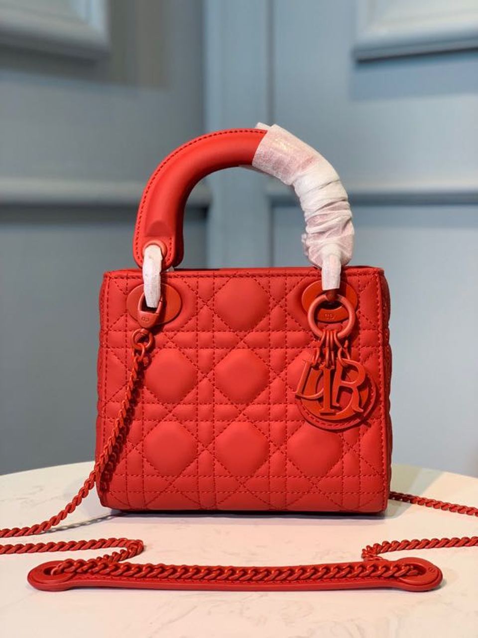 ミニ レディバッグ 18cm チェーン付き マットハードウェア ラムスキンレザー 春夏コレクション レッド (代金引換)