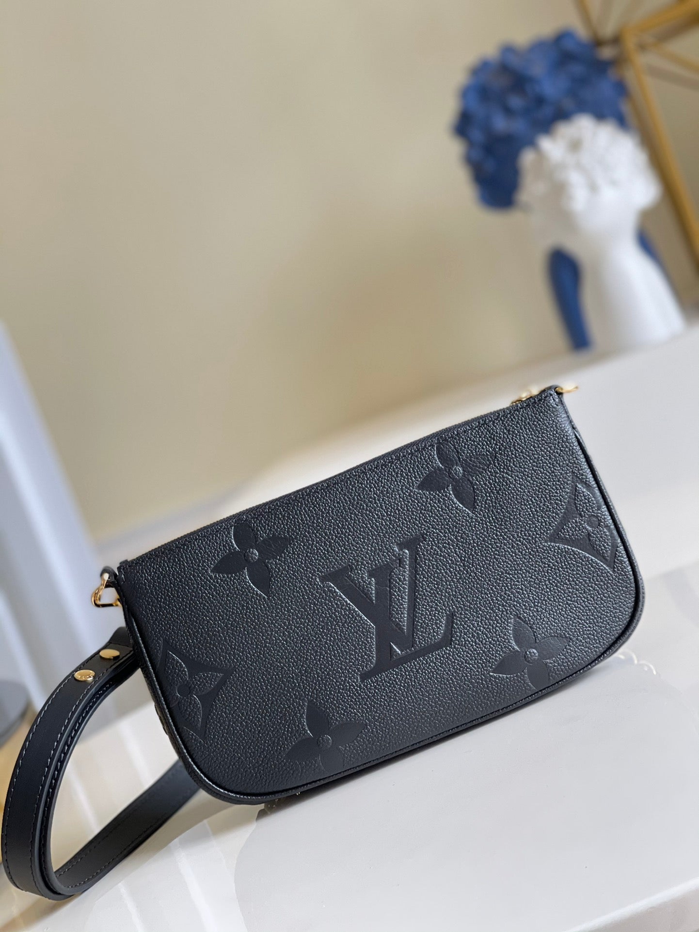 マルチポシェット クロスボディ バッグ 24cm ブラック (代金引換)