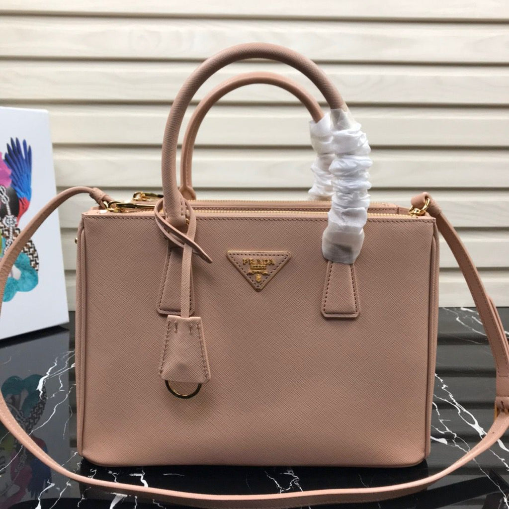 ミディアムショルダーバッグ ネイキッドピンク 28cm (代金引換)