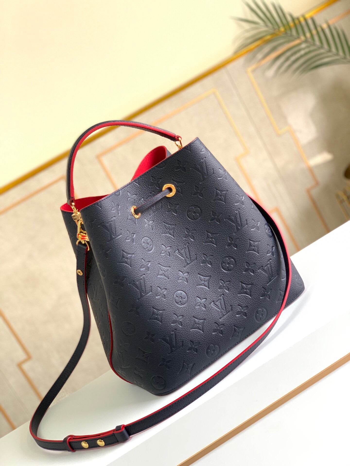 クロスボディバッグ 26cm ネイビーブルー (代金引換)